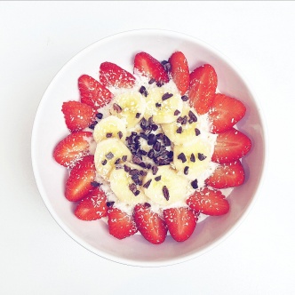Erdbeer-Bananen-Porridge